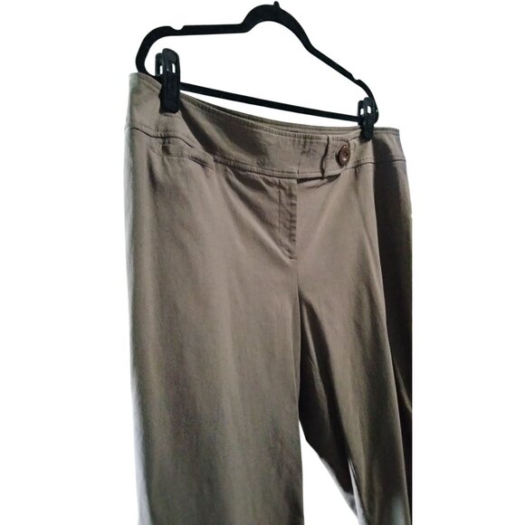 Lane Bryant Womens Plus Size Brown Cropped Pants Size 20 Stretch Casual Comfort - Picture 3 of 8